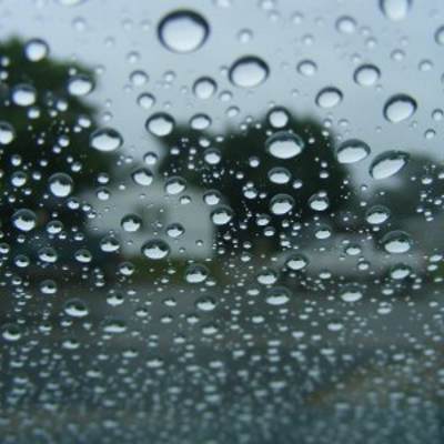 Trattamento anti pioggia per i cristalli del tuo veicolo
